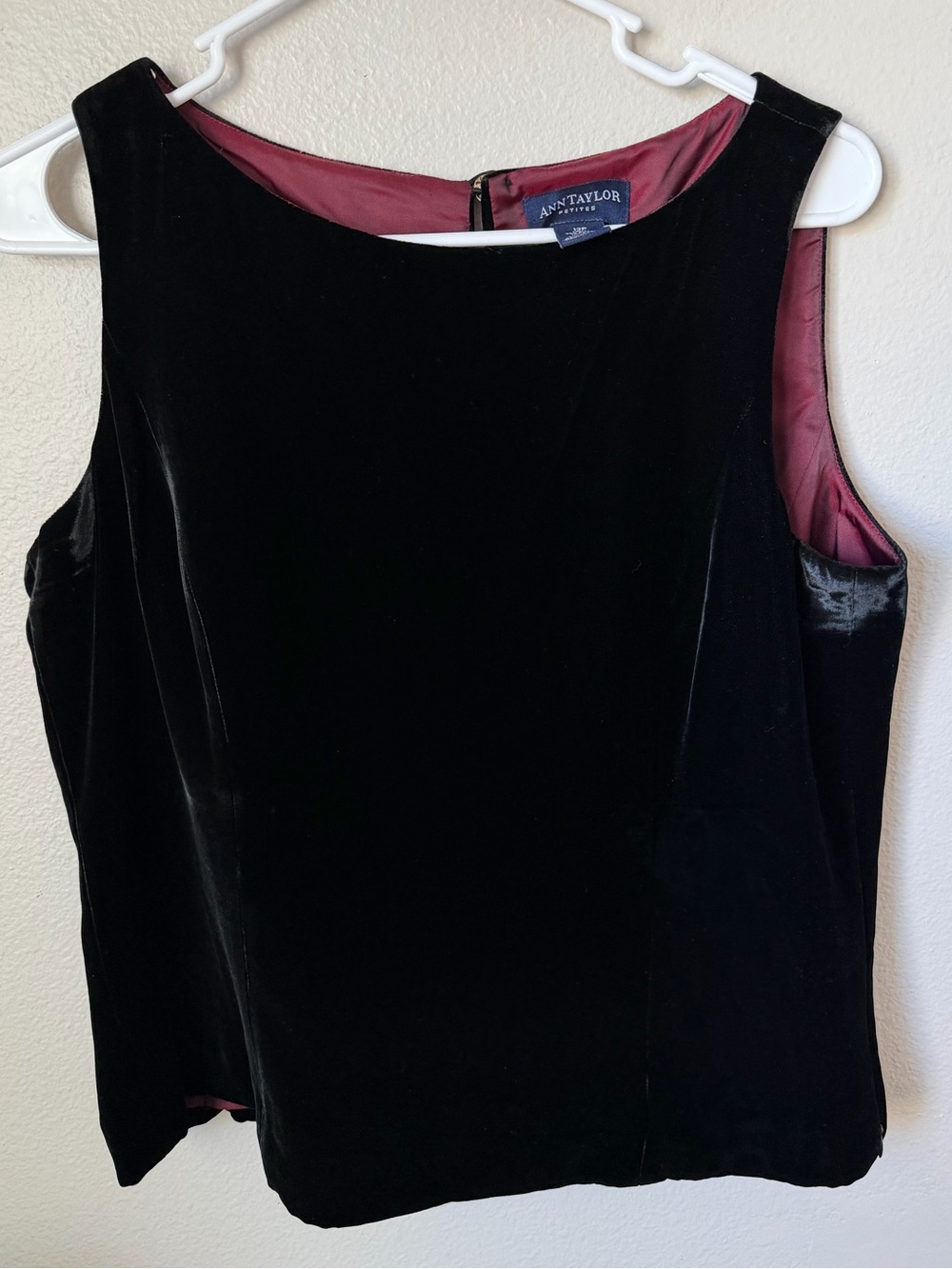 VTG Ann Taylor Silk Blend Velvet Tank Top Black Boat Neck 12P Whimsigoth 90’s